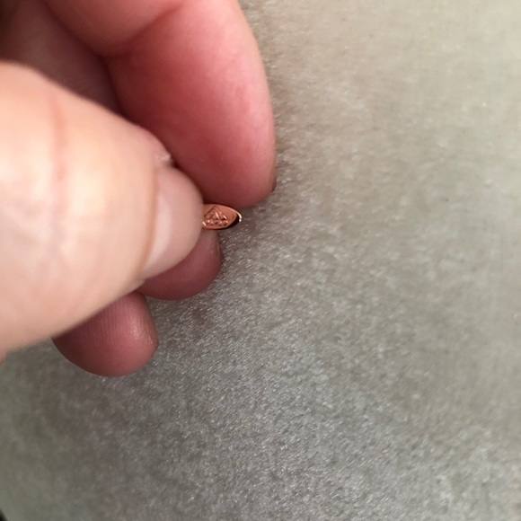 CATE & CHLOE Zara 18k Rose Gold Plated Crystal Pendant Chain Necklace - Picture 7 of 9